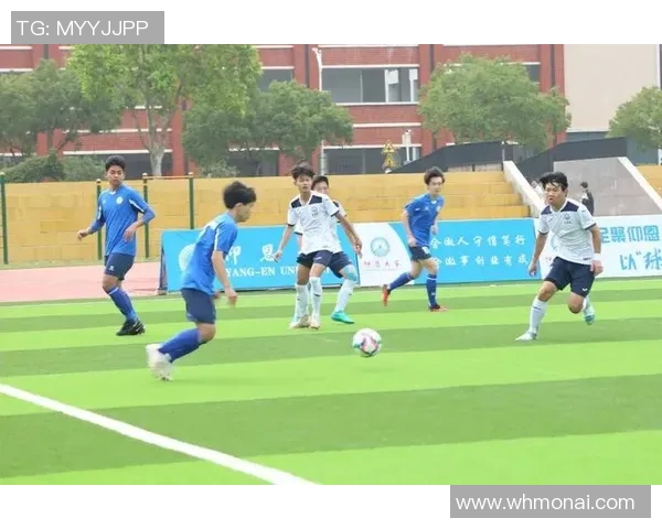 校园足球明星齐聚一堂精彩赛事即将开战展现青春活力与团队精神